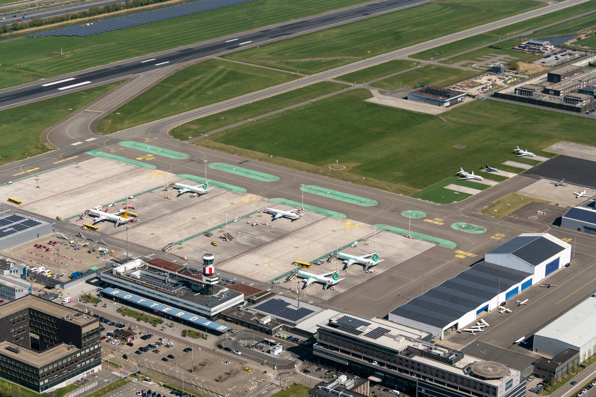 Afbeelding van de omgeving rondom luchthaven Rotterdam
